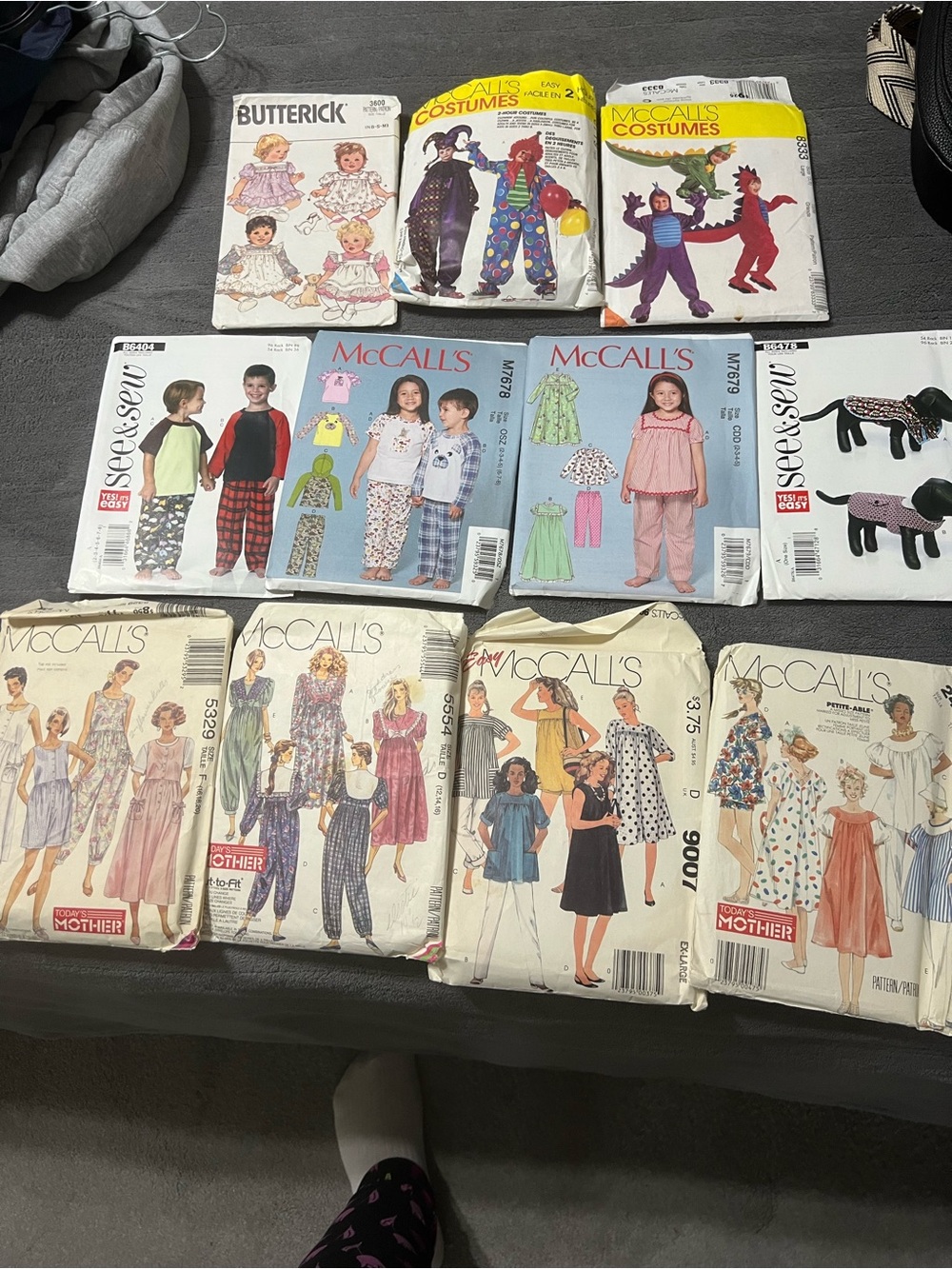 Assorted sewing patterns All 11 for one price!